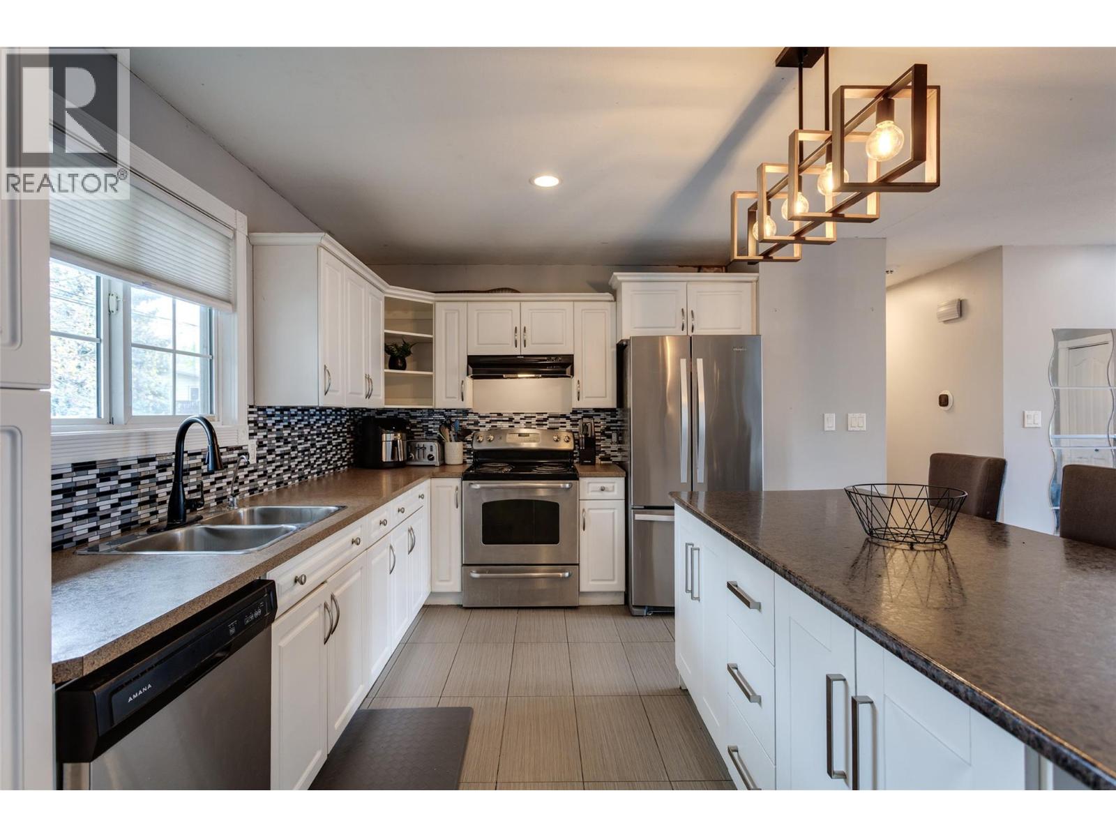 4501 16 Avenue, Vernon, British Columbia  V1T 6P5 - Photo 10 - 10383387