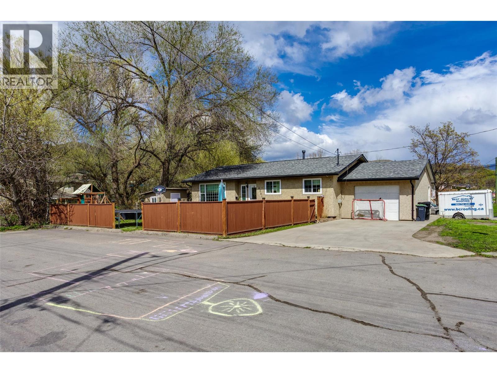 4501 16 Avenue, Vernon, British Columbia  V1T 6P5 - Photo 3 - 10383387