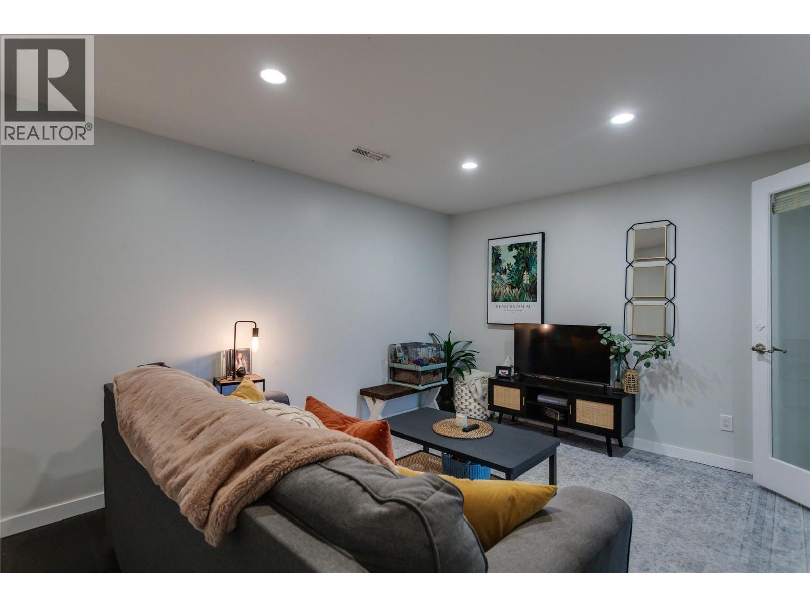 4501 16 Avenue, Vernon, British Columbia  V1T 6P5 - Photo 30 - 10383387