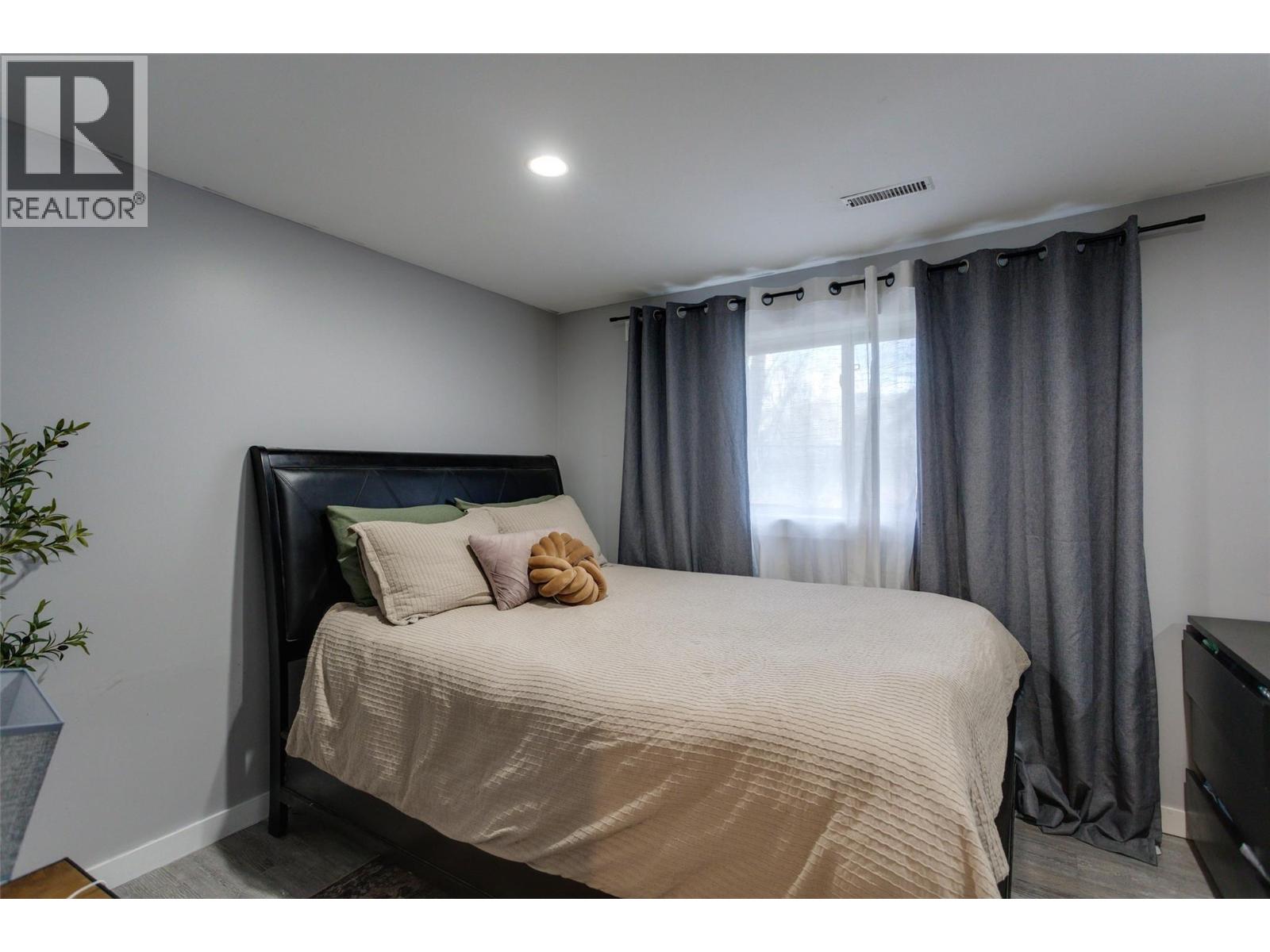 4501 16 Avenue, Vernon, British Columbia  V1T 6P5 - Photo 34 - 10383387