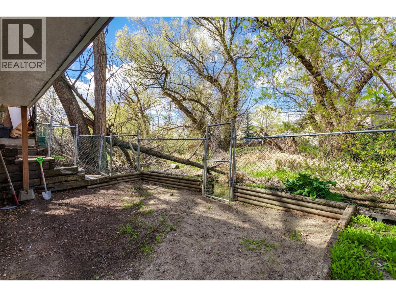 4501 16 Avenue, Vernon, British Columbia  V1T 6P5 - Photo 46 - 10383387