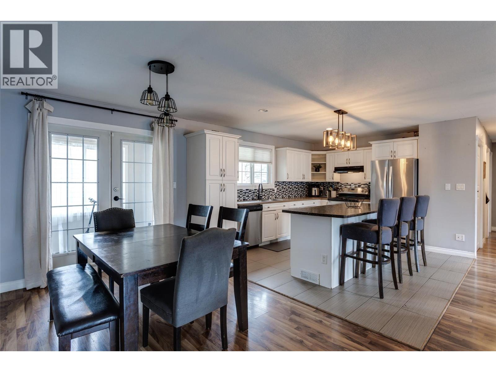 4501 16 Avenue, Vernon, British Columbia  V1T 6P5 - Photo 8 - 10383387