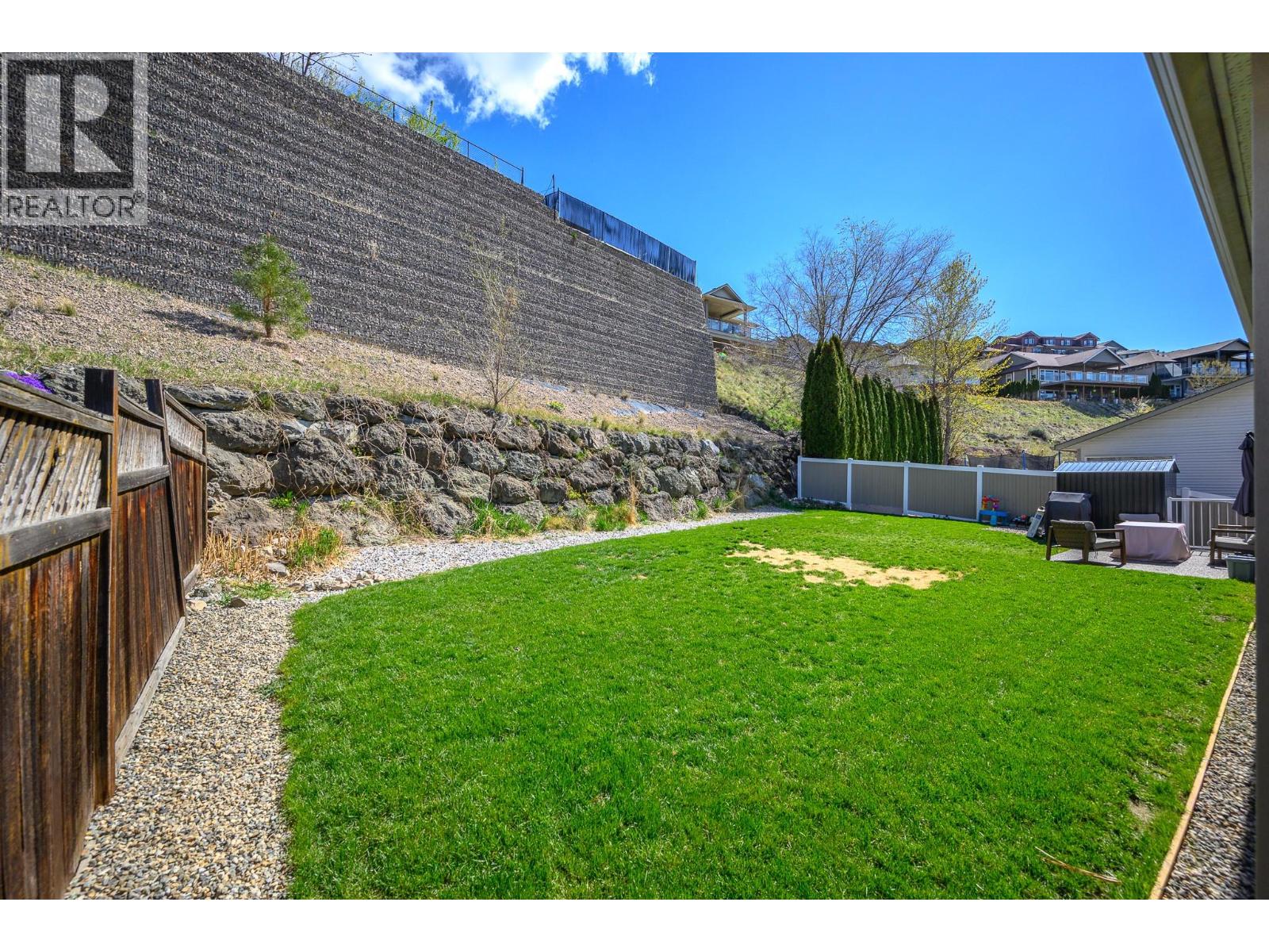 991 Mt Begbie Drive, Vernon, British Columbia  V1B 2Z5 - Photo 35 - 10383161