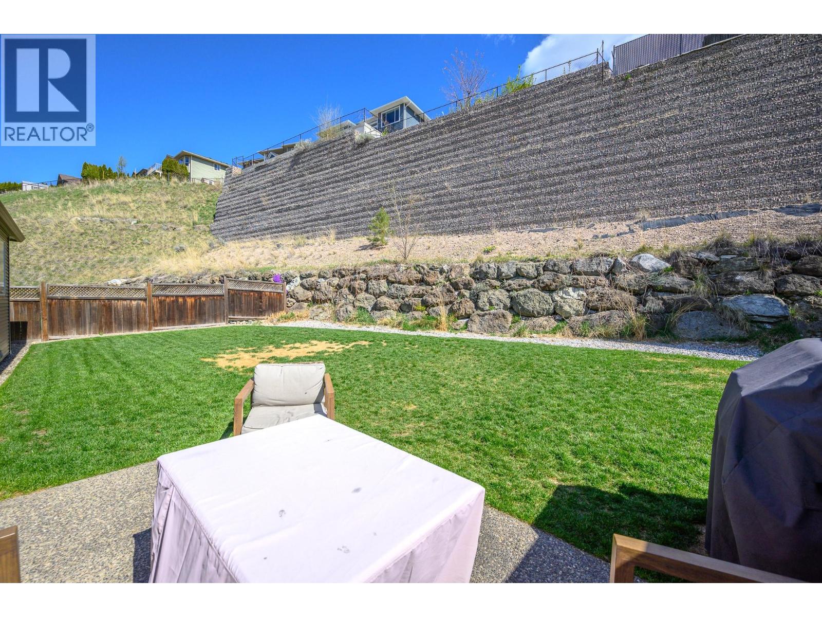 991 Mt Begbie Drive, Vernon, British Columbia  V1B 2Z5 - Photo 38 - 10383161