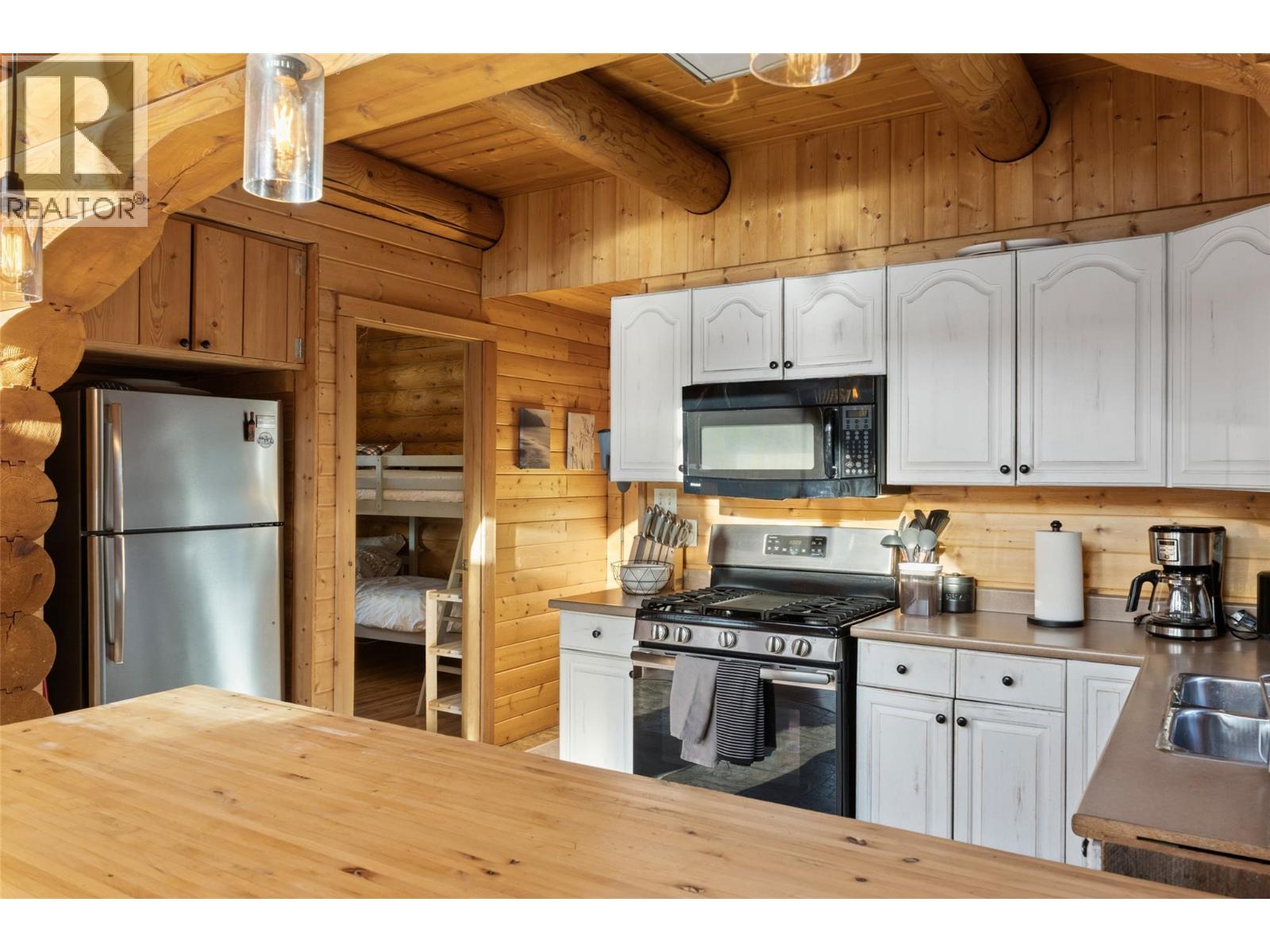 4889 Pine Ridge Way, Logan Lake, British Columbia  V0E 1W0 - Photo 15 - 10383968