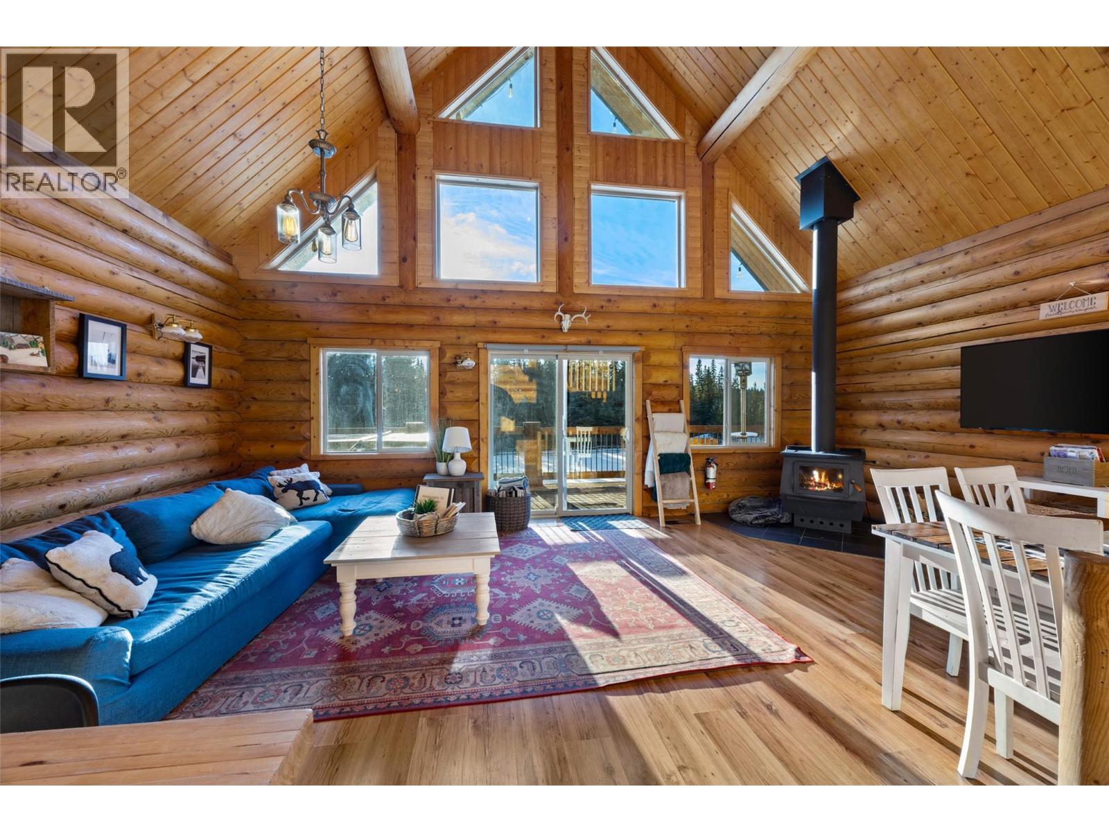 4889 Pine Ridge Way, Logan Lake, British Columbia  V0E 1W0 - Photo 3 - 10383968