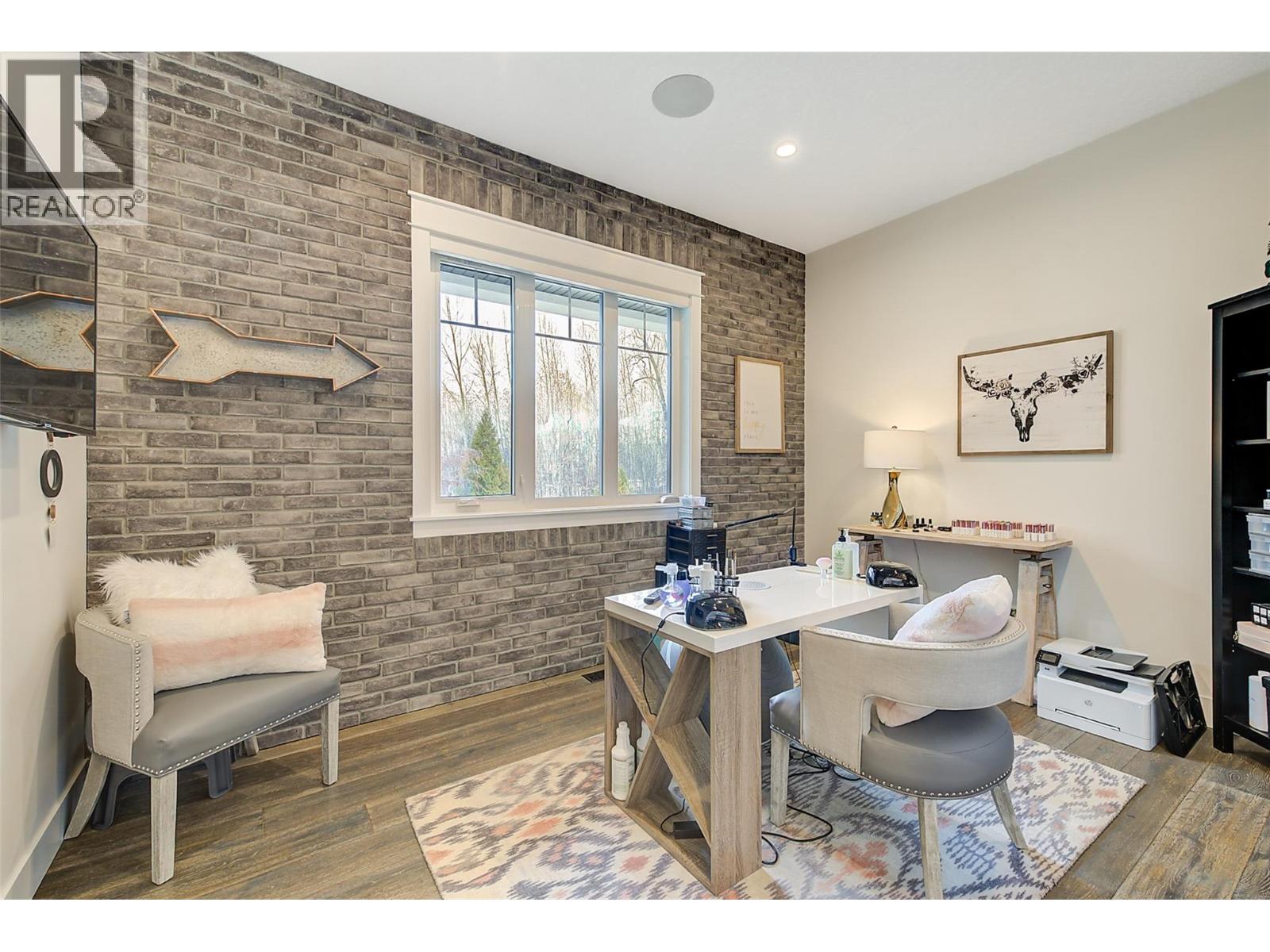 2950 Balldock Road, Kelowna, British Columbia  V1W 4C3 - Photo 23 - 10383701