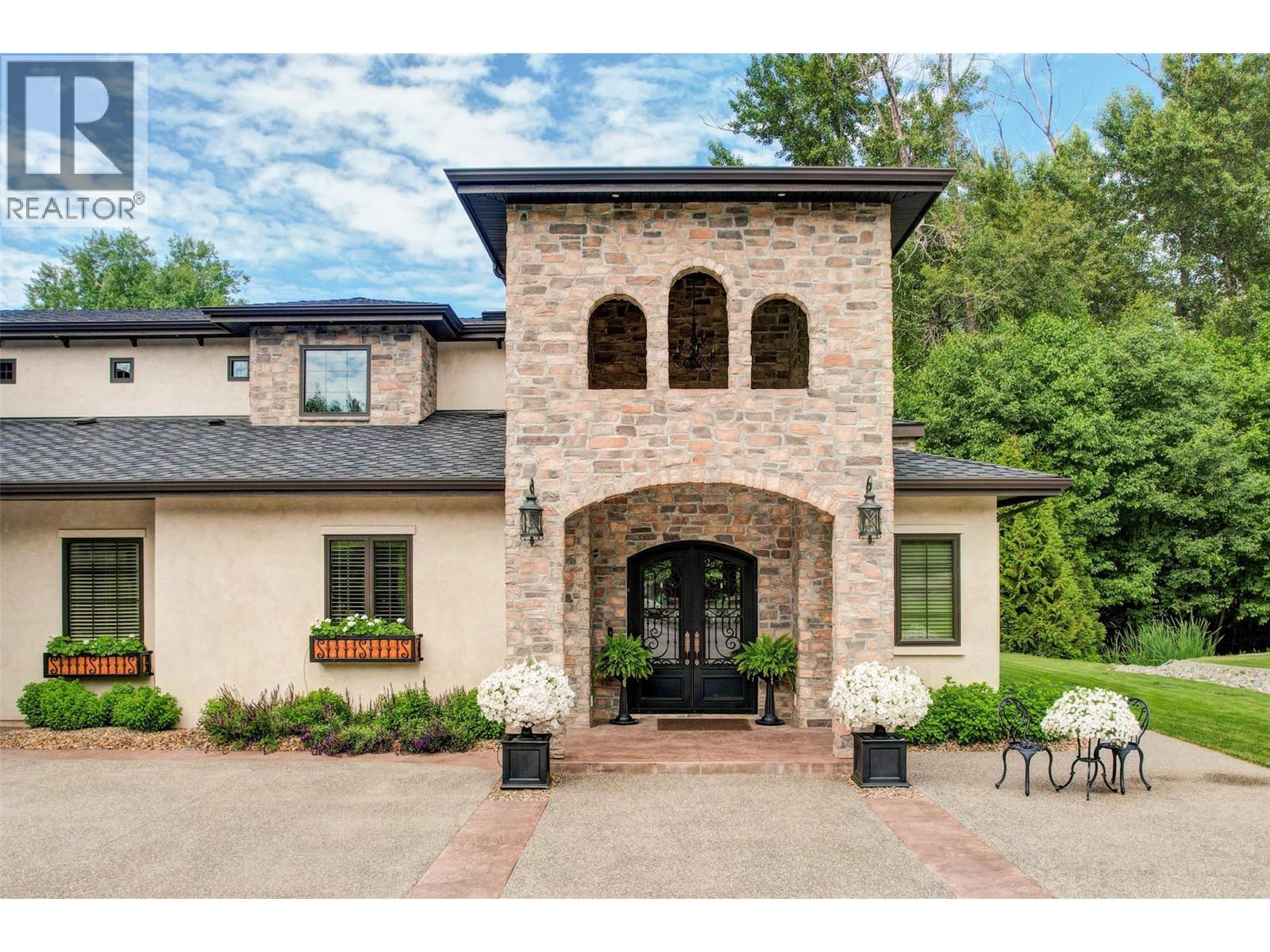 2950 Balldock Road, Kelowna, British Columbia  V1W 4C3 - Photo 5 - 10383701