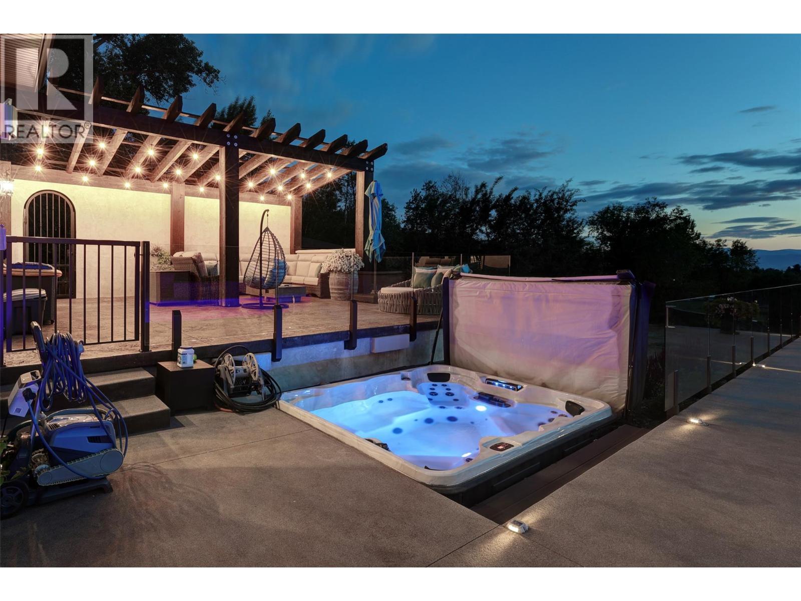 2950 Balldock Road, Kelowna, British Columbia  V1W 4C3 - Photo 53 - 10383701