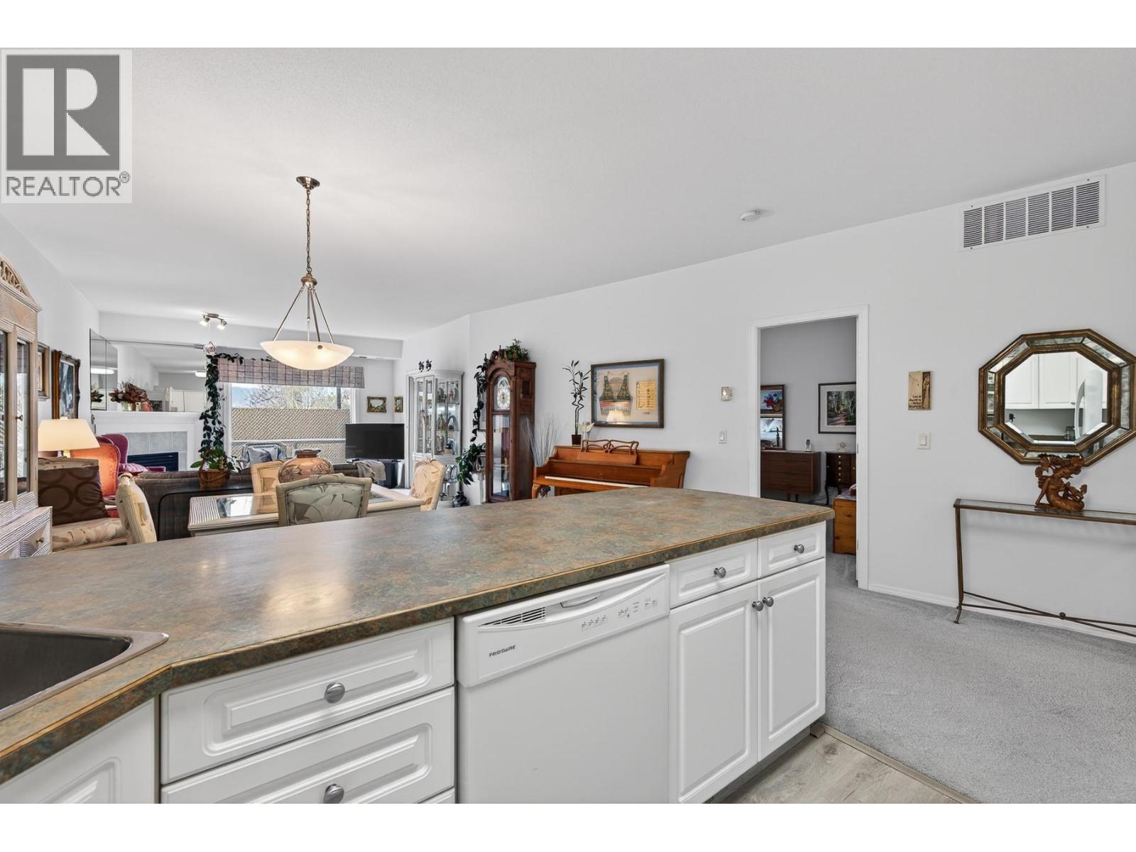 2300 Benvoulin Road Unit# 105, Kelowna, British Columbia  V1W 2C6 - Photo 20 - 10383949