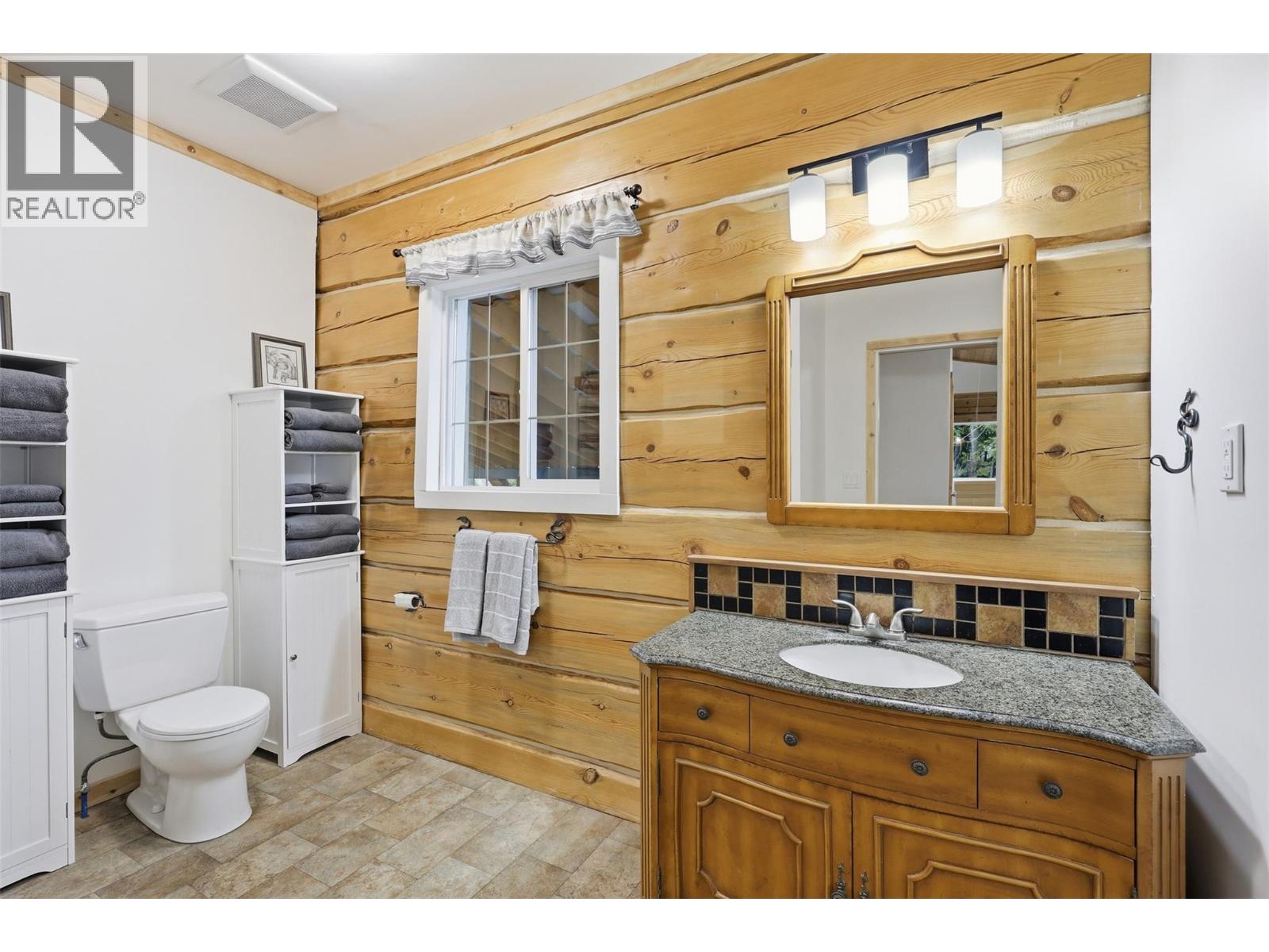 2233 Wildflower Lane, Sorrento, British Columbia  V0E 2W1 - Photo 20 - 10383944