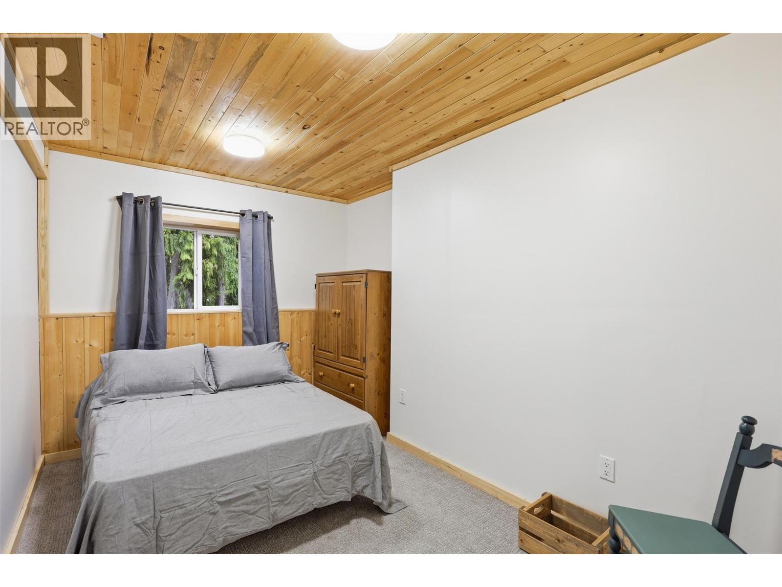 2233 Wildflower Lane, Sorrento, British Columbia  V0E 2W1 - Photo 33 - 10383944