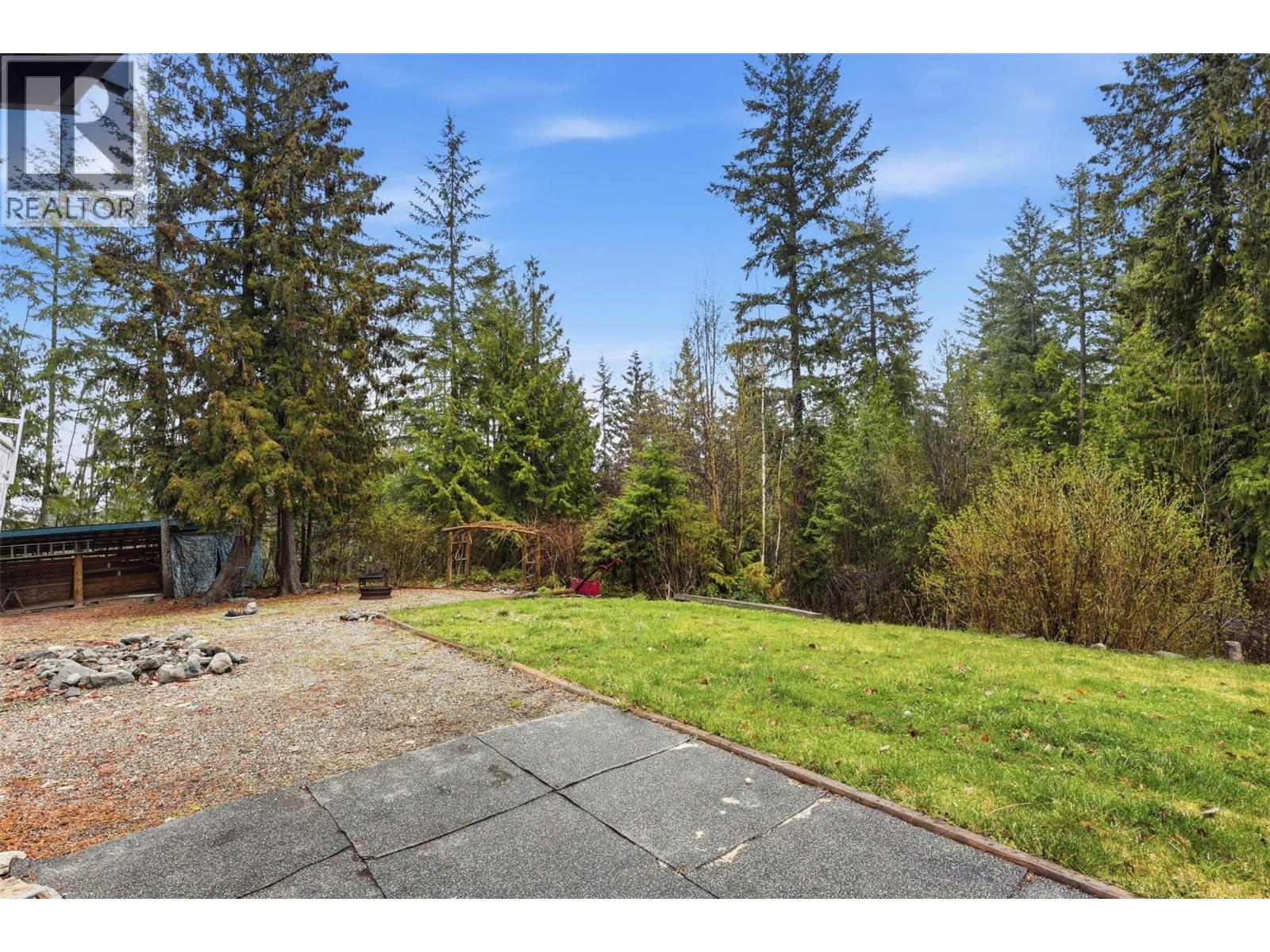 2233 Wildflower Lane, Sorrento, British Columbia  V0E 2W1 - Photo 39 - 10383944