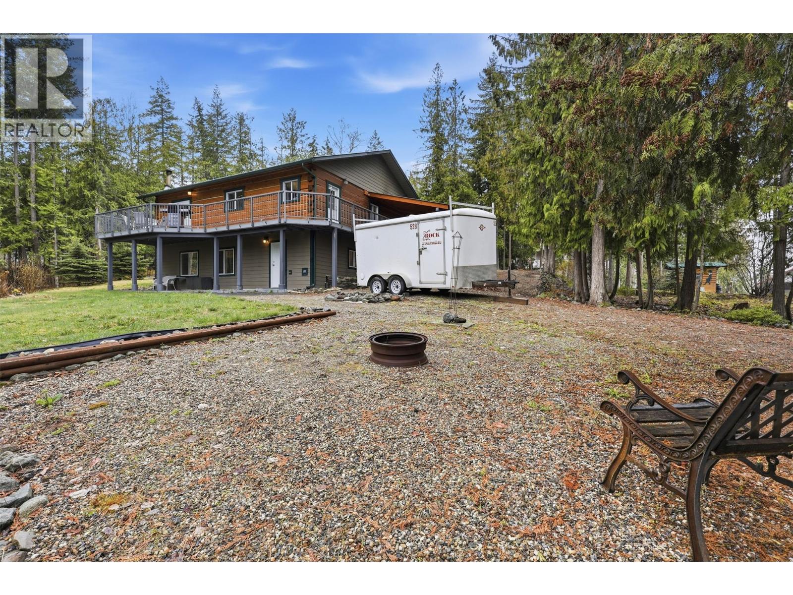 2233 Wildflower Lane, Sorrento, British Columbia  V0E 2W1 - Photo 40 - 10383944