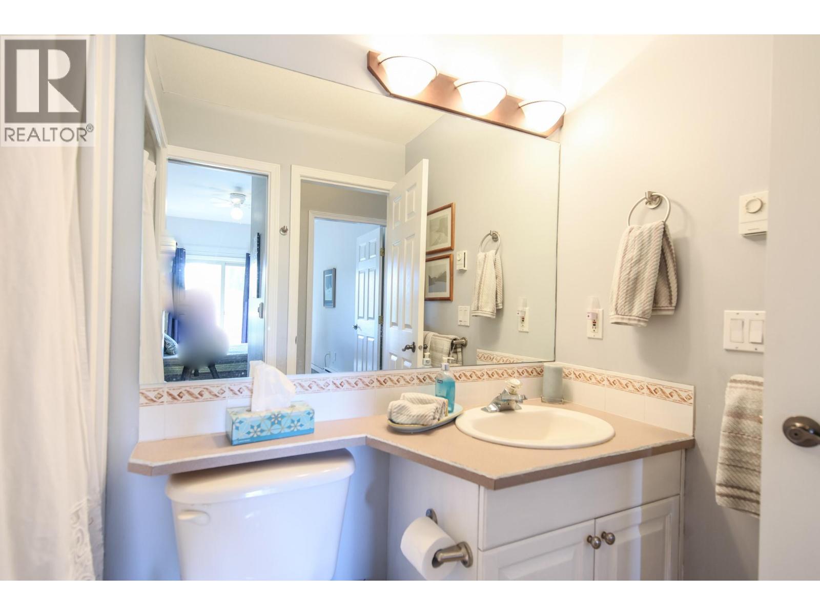 15 Solana Key Court Unit# 204, Osoyoos, British Columbia  V0H 1V3 - Photo 18 - 10383868