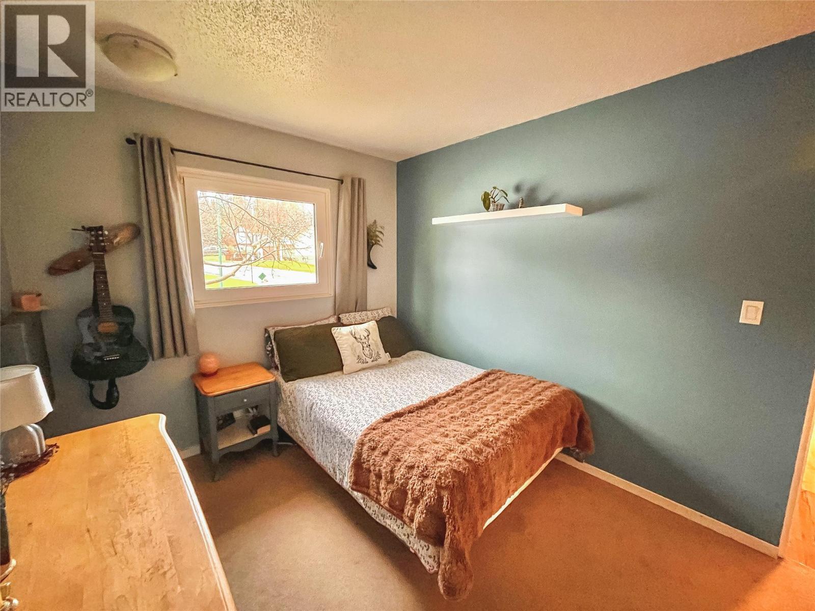 11 Ridgemont Drive, Fernie, British Columbia  V0B 1M2 - Photo 12 - 10383821