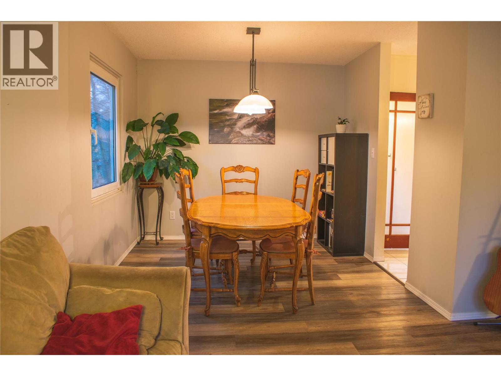 11 Ridgemont Drive, Fernie, British Columbia  V0B 1M2 - Photo 6 - 10383821