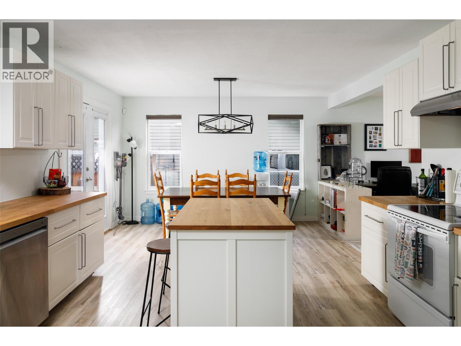 7318 Fintry Delta Road, Kelowna, British Columbia  V1Z 3V2 - Photo 23 - 10383782