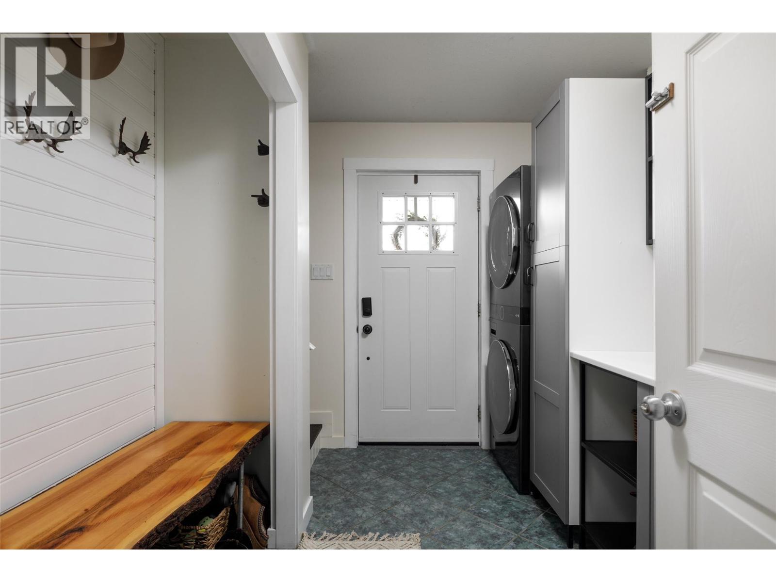 7318 Fintry Delta Road, Kelowna, British Columbia  V1Z 3V2 - Photo 32 - 10383782