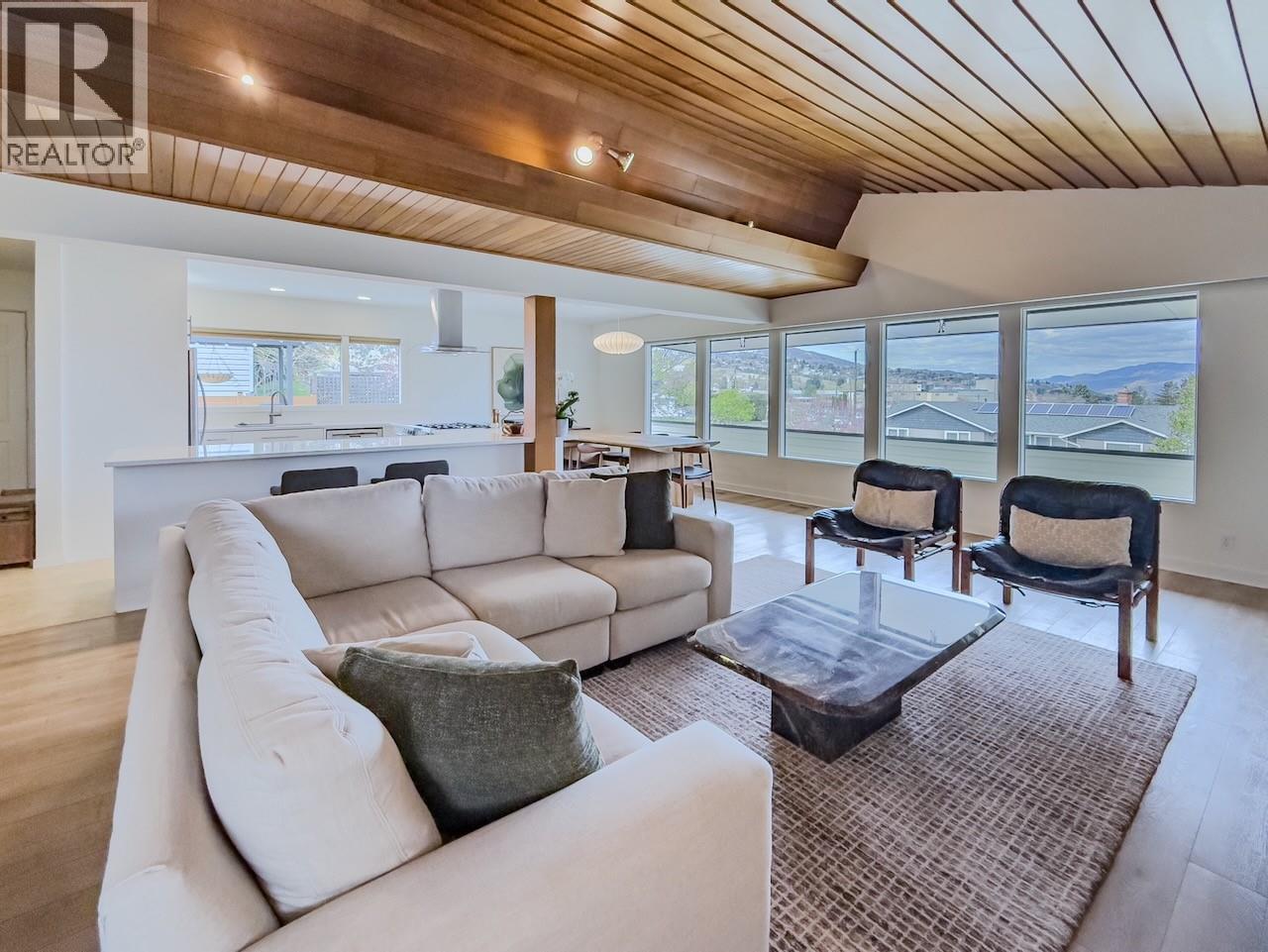 1015 Fraser Street, Kamloops, British Columbia  V2C 3H8 - Photo 11 - 10383897