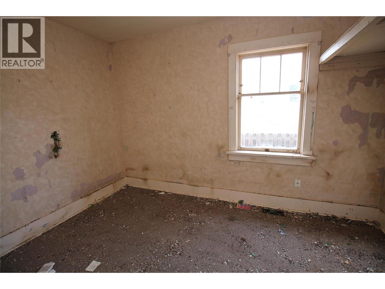 496 Heales Avenue, Penticton, British Columbia  V2A 1G4 - Photo 6 - 10383992