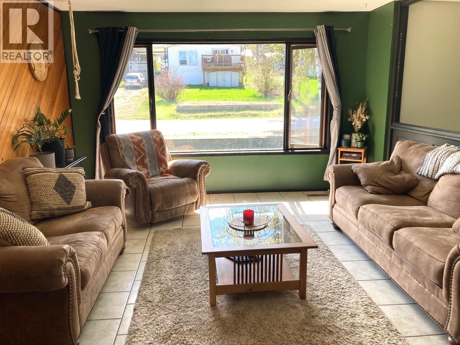 1221 Dunkirk Road, Sorrento, British Columbia  V0E 2W0 - Photo 11 - 10383883