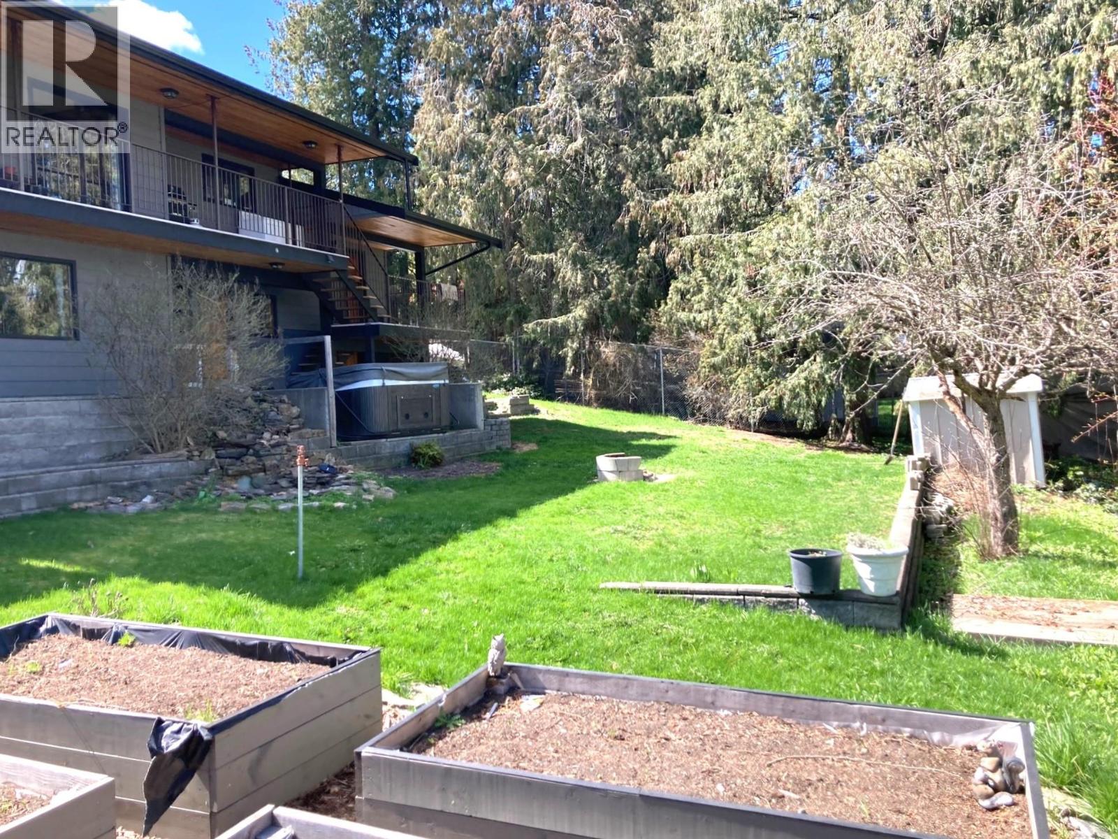 1221 Dunkirk Road, Sorrento, British Columbia  V0E 2W0 - Photo 43 - 10383883