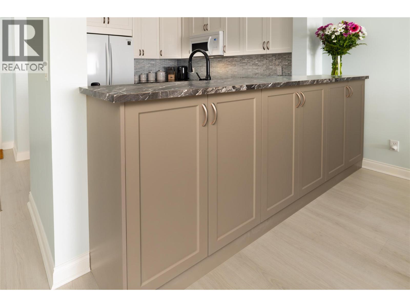 3870 Brown Road Unit# 215, West Kelowna, British Columbia  V0H 1X4 - Photo 5 - 10383752