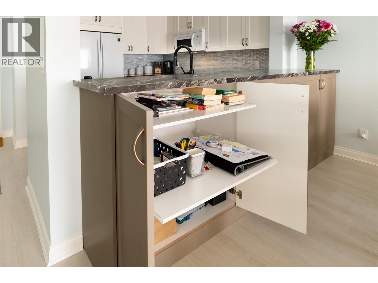 3870 Brown Road Unit# 215, West Kelowna, British Columbia  V0H 1X4 - Photo 6 - 10383752