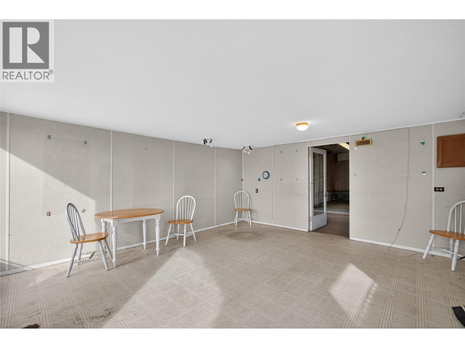 10114 Newene Road, Lake Country, British Columbia  V4V 1V2 - Photo 28 - 10381749