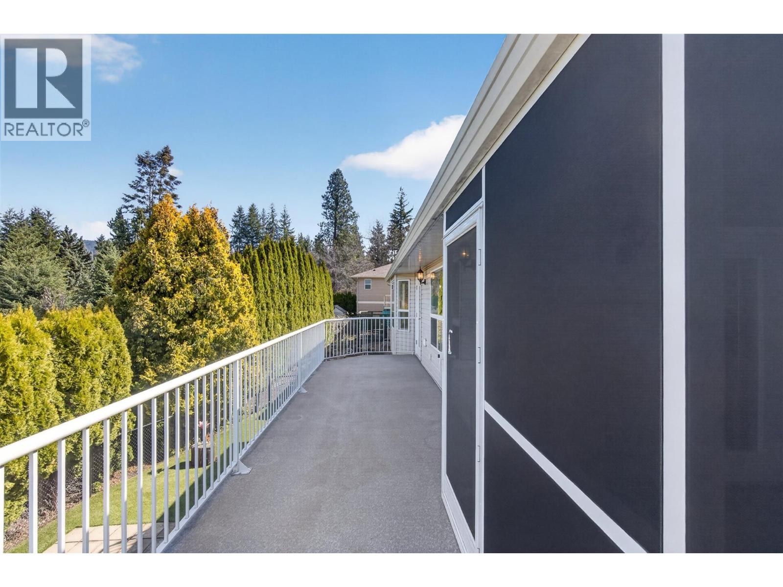 3181 8 Avenue Se, Salmon Arm, British Columbia  V1E 1S1 - Photo 48 - 10383965