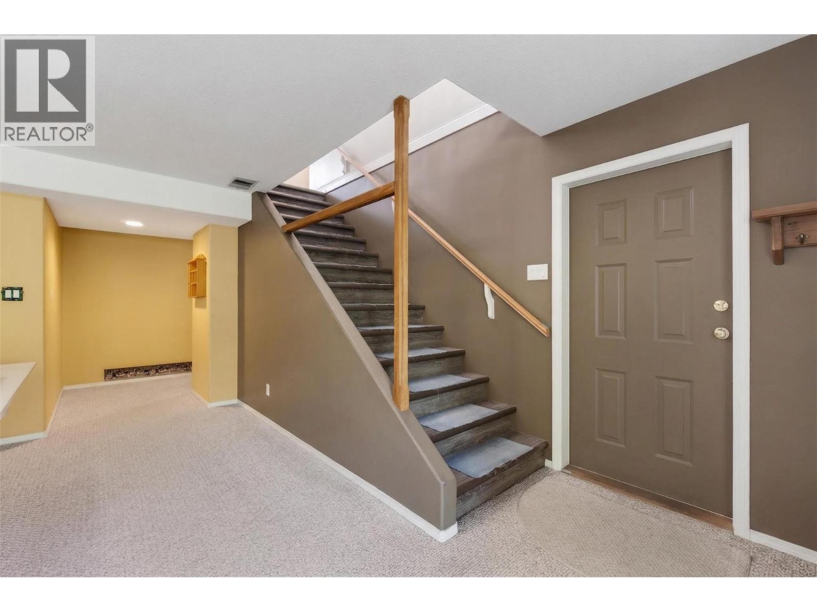 3181 8 Avenue Se, Salmon Arm, British Columbia  V1E 1S1 - Photo 56 - 10383965