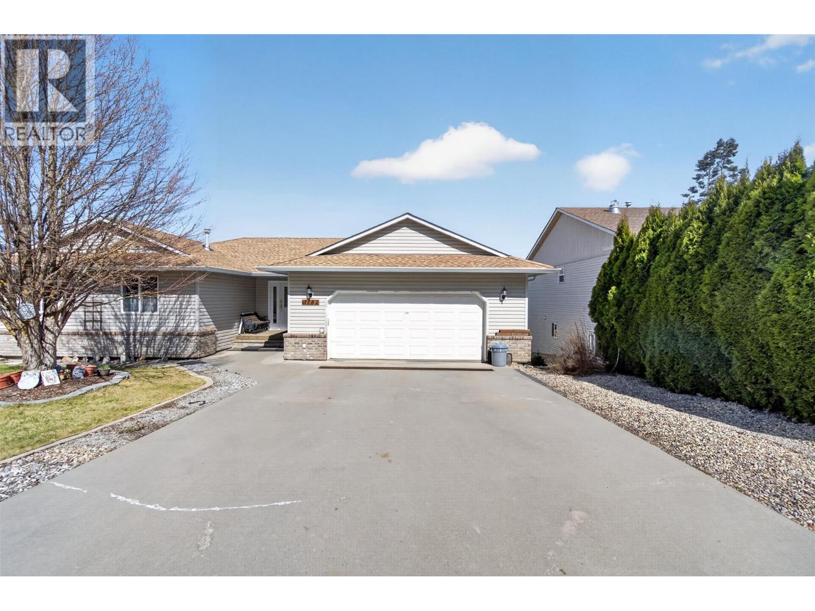 3181 8 Avenue Se, Salmon Arm, British Columbia  V1E 1S1 - Photo 65 - 10383965