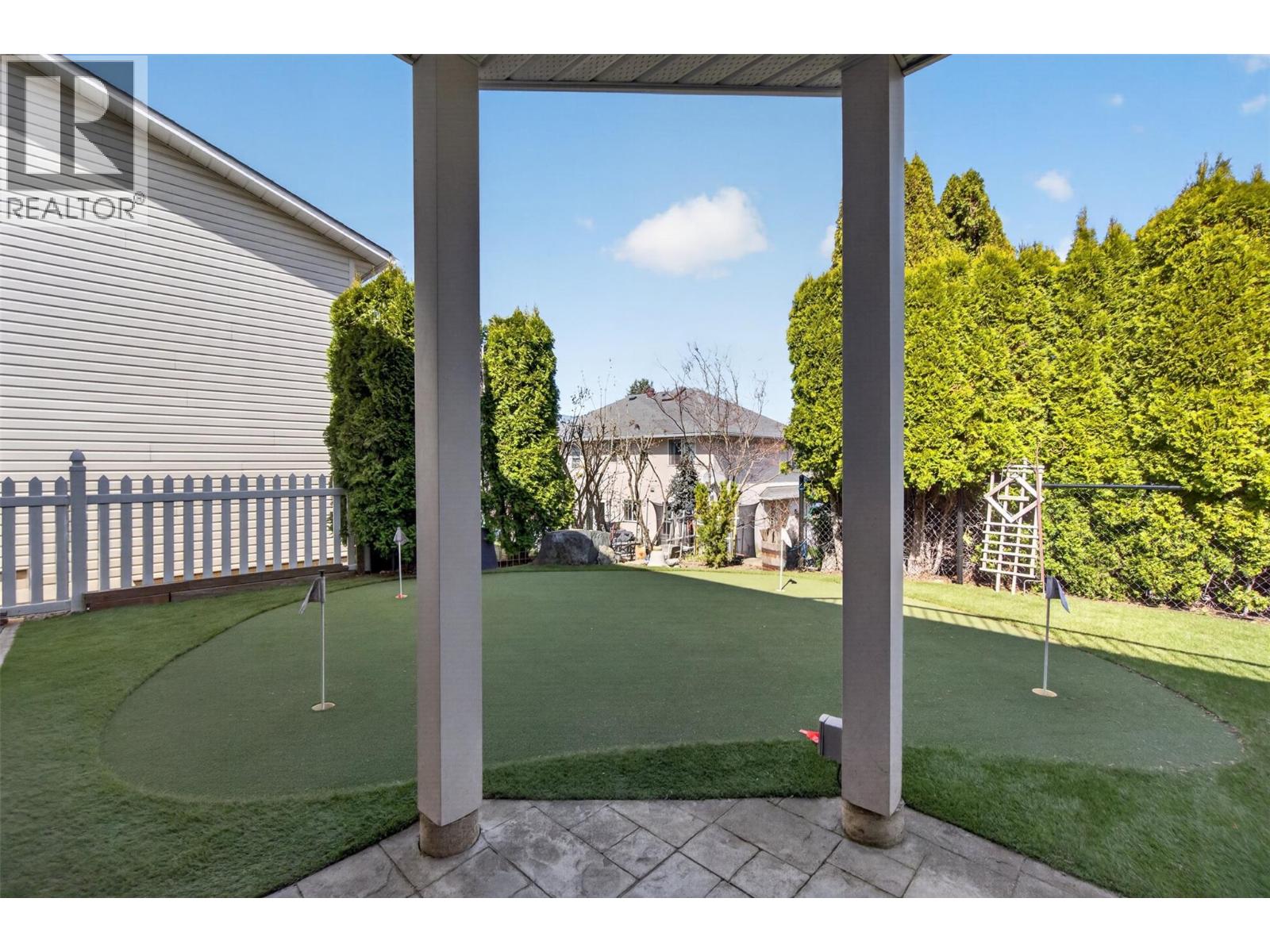 3181 8 Avenue Se, Salmon Arm, British Columbia  V1E 1S1 - Photo 69 - 10383965