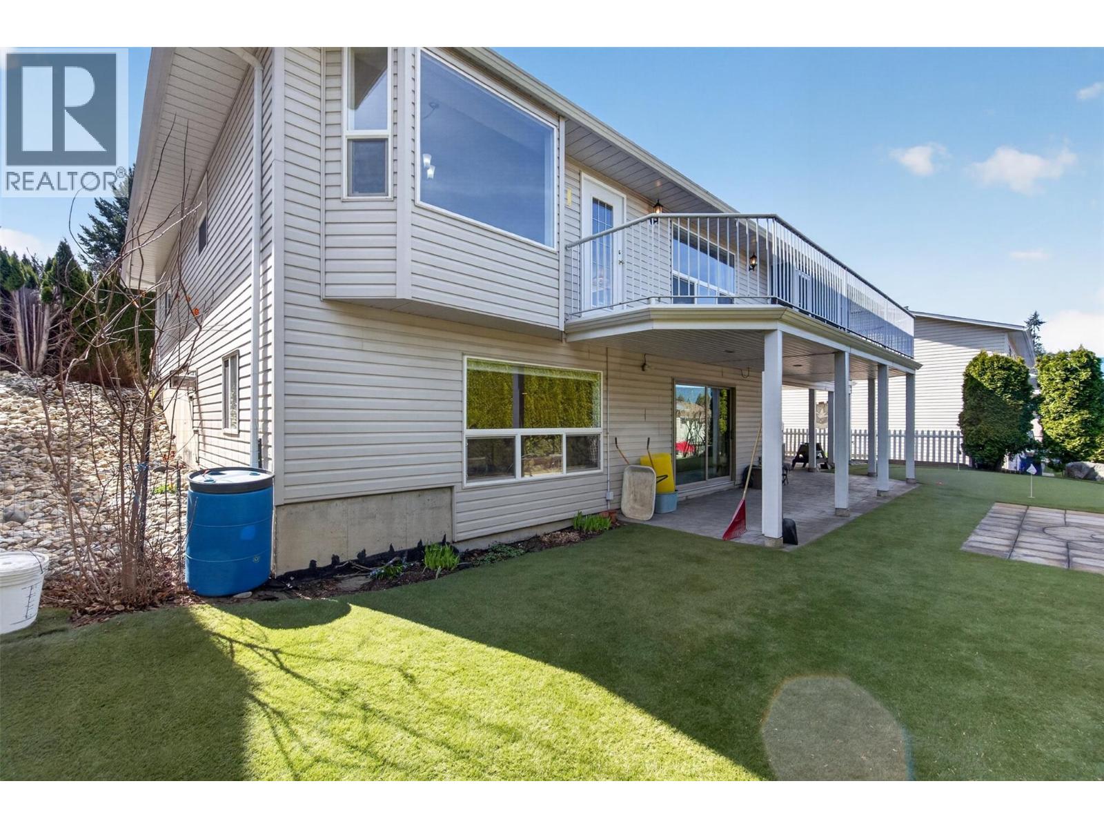 3181 8 Avenue Se, Salmon Arm, British Columbia  V1E 1S1 - Photo 75 - 10383965