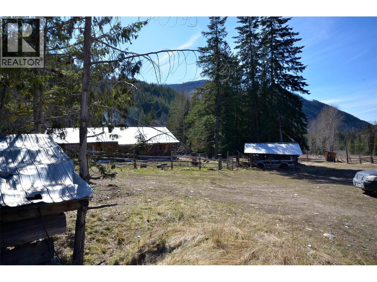 1538 Creighton Valley Road, Lumby, British Columbia  V0E 2G1 - Photo 1 - 10383878