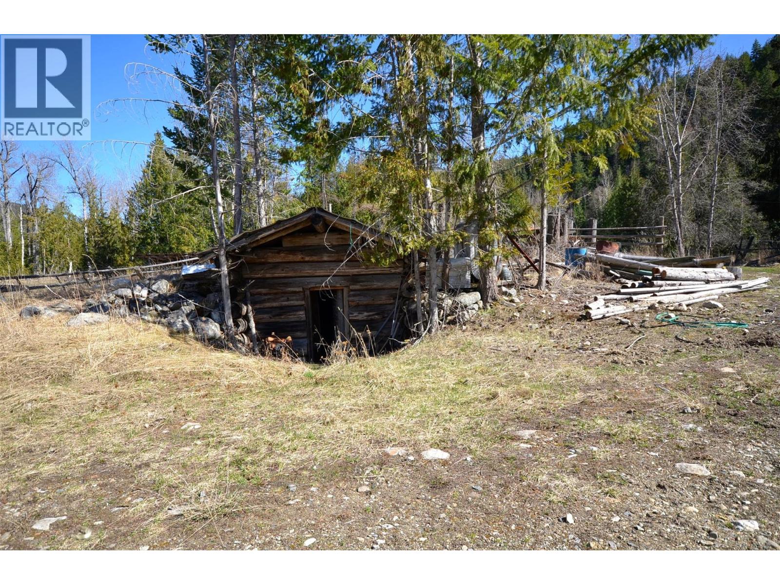 1538 Creighton Valley Road, Lumby, British Columbia  V0E 2G1 - Photo 16 - 10383878