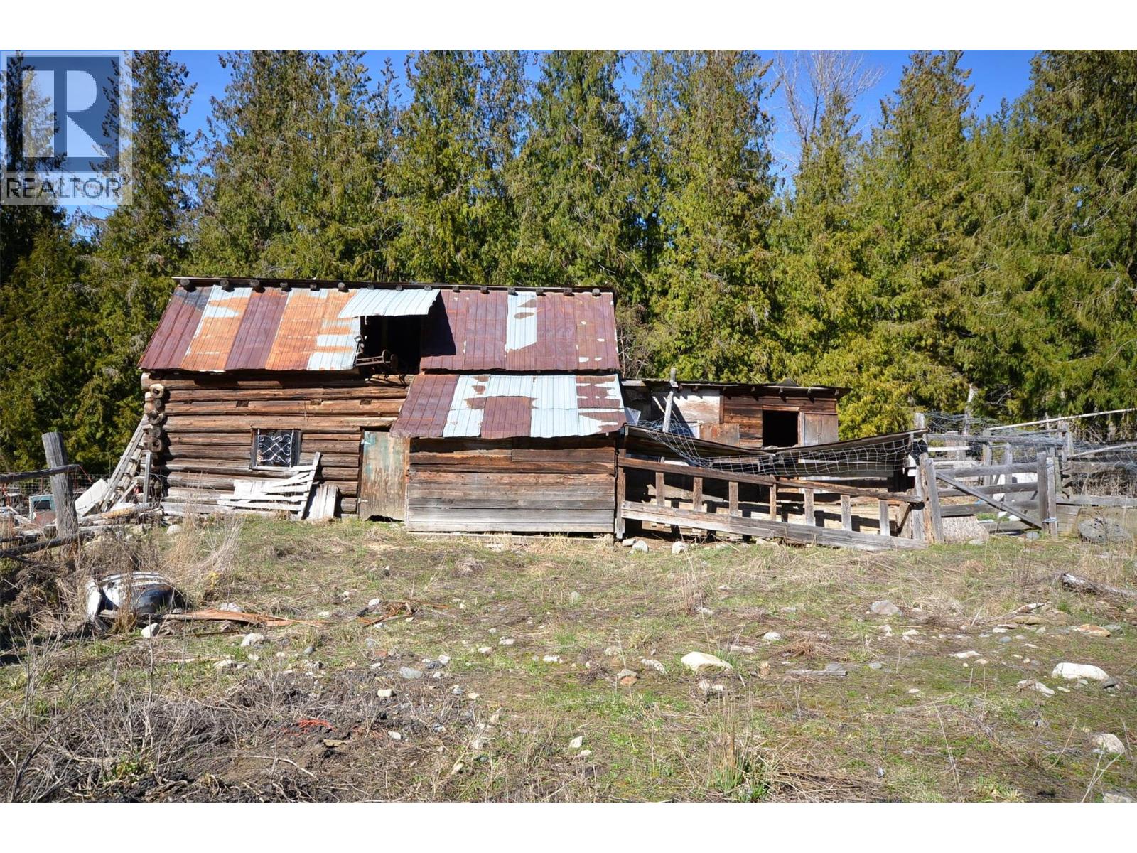 1538 Creighton Valley Road, Lumby, British Columbia  V0E 2G1 - Photo 27 - 10383878