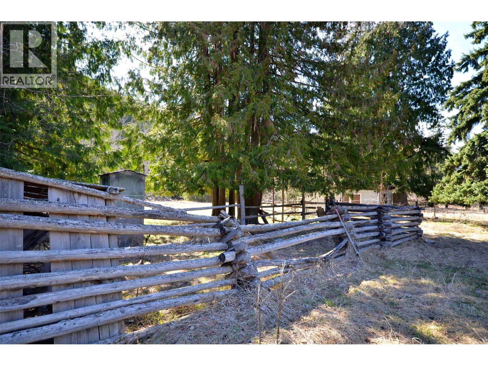 1538 Creighton Valley Road, Lumby, British Columbia  V0E 2G1 - Photo 36 - 10383878