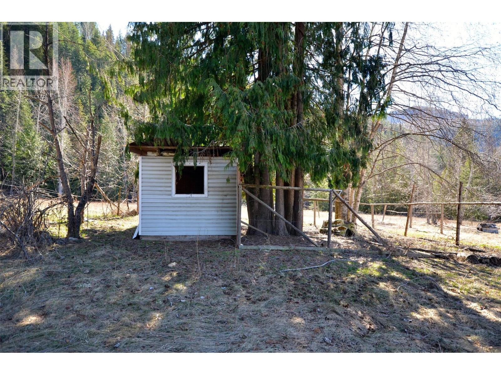 1538 Creighton Valley Road, Lumby, British Columbia  V0E 2G1 - Photo 37 - 10383878