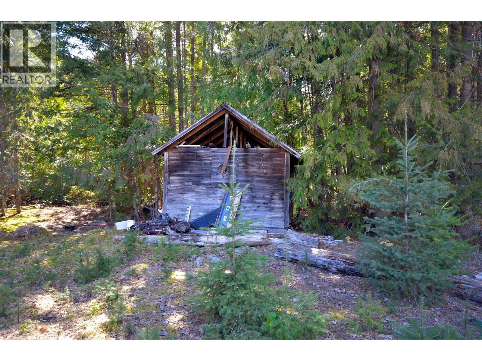 1538 Creighton Valley Road, Lumby, British Columbia  V0E 2G1 - Photo 4 - 10383878