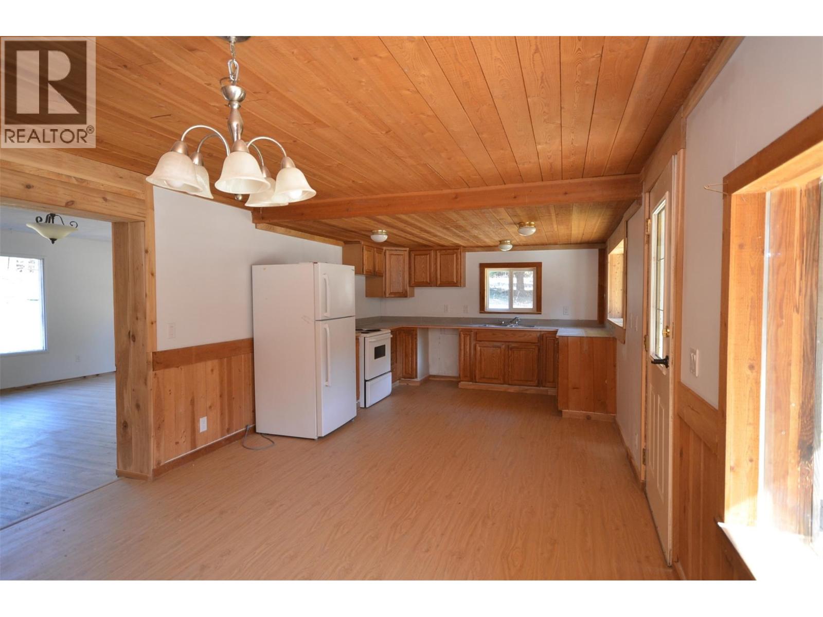 1538 Creighton Valley Road, Lumby, British Columbia  V0E 2G1 - Photo 43 - 10383878