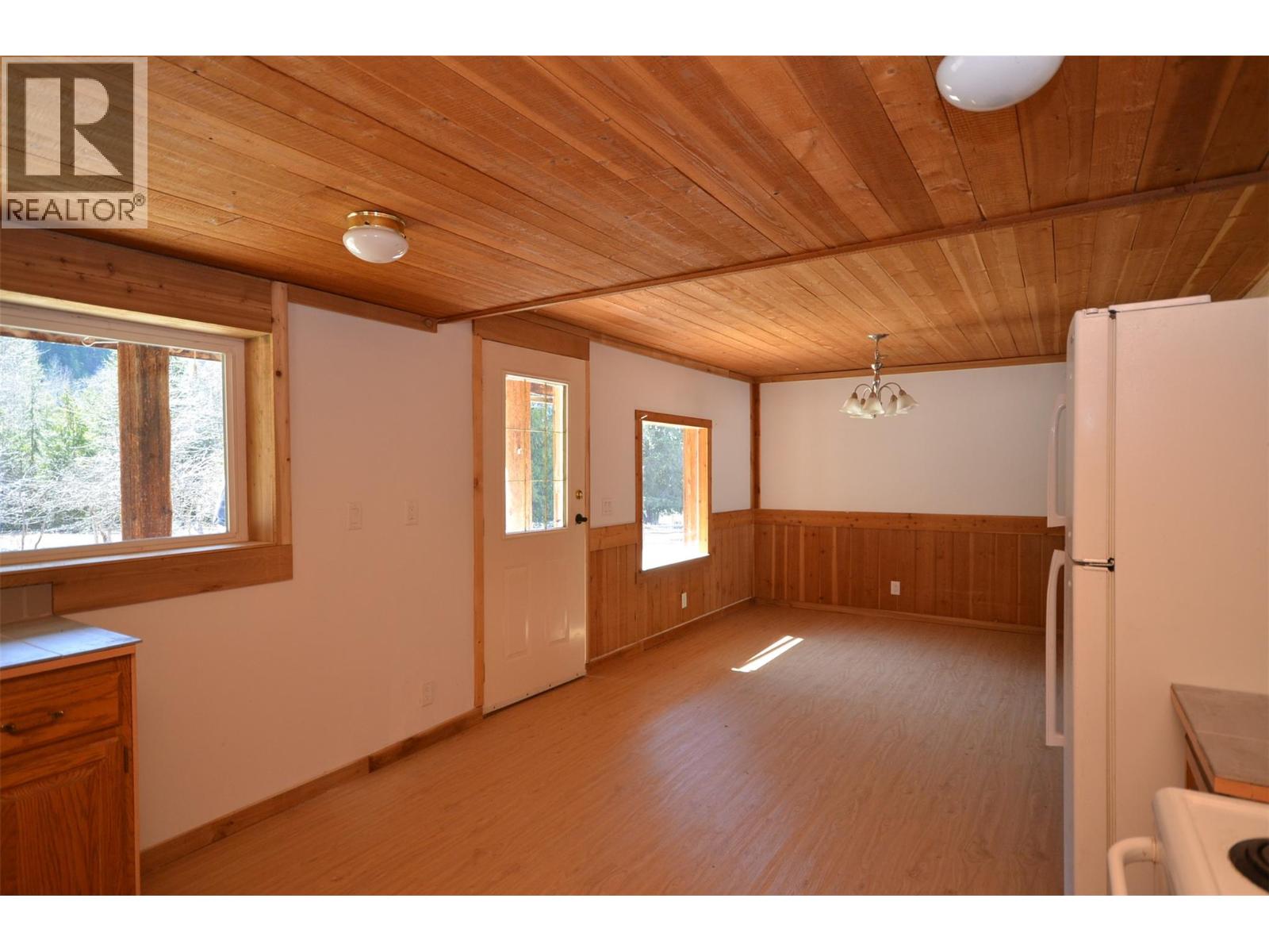 1538 Creighton Valley Road, Lumby, British Columbia  V0E 2G1 - Photo 46 - 10383878