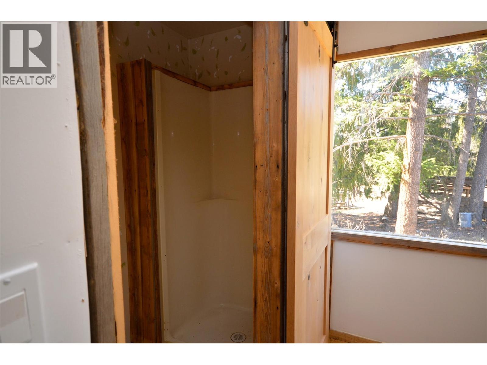 1538 Creighton Valley Road, Lumby, British Columbia  V0E 2G1 - Photo 53 - 10383878