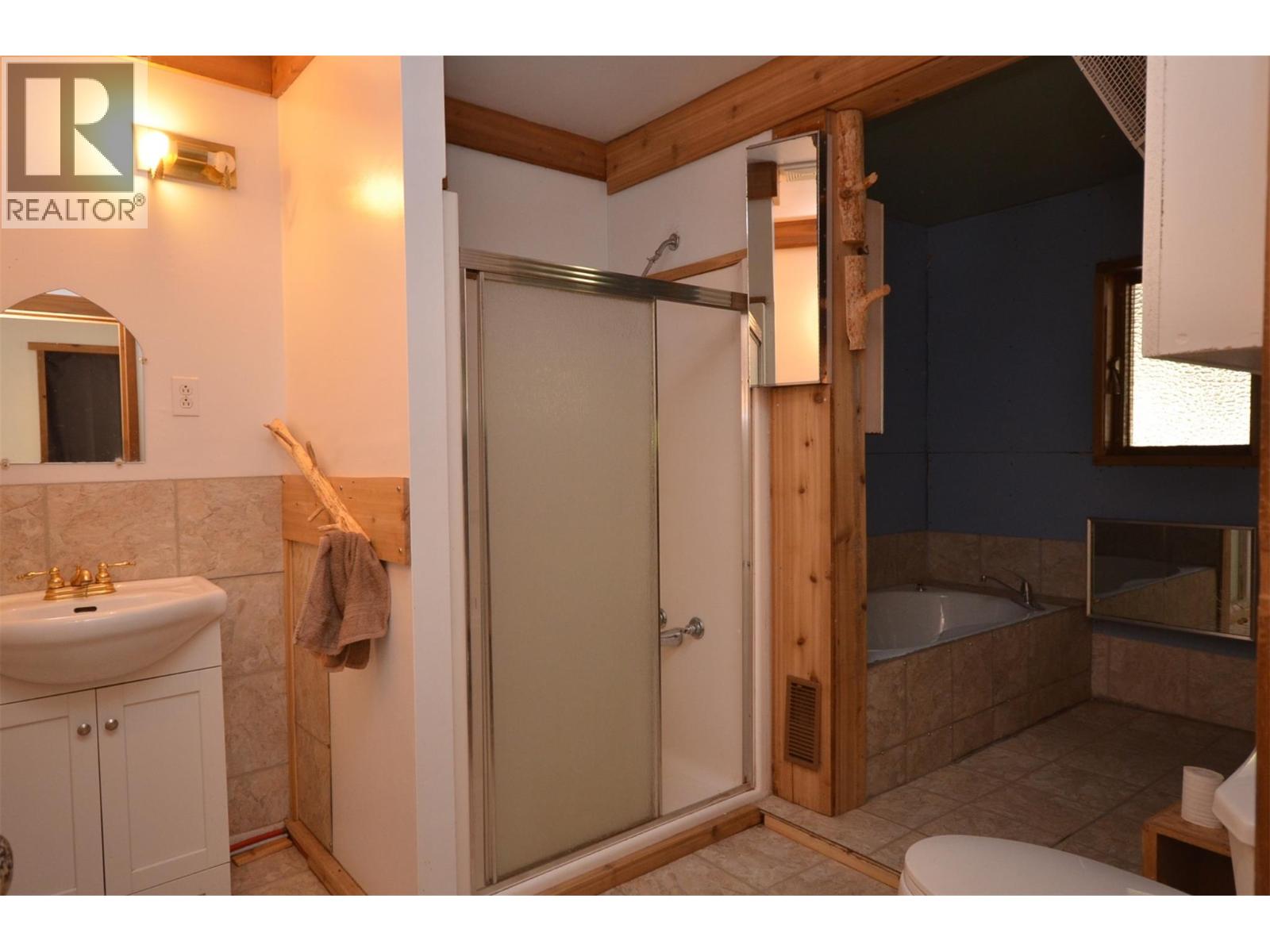 1538 Creighton Valley Road, Lumby, British Columbia  V0E 2G1 - Photo 71 - 10383878