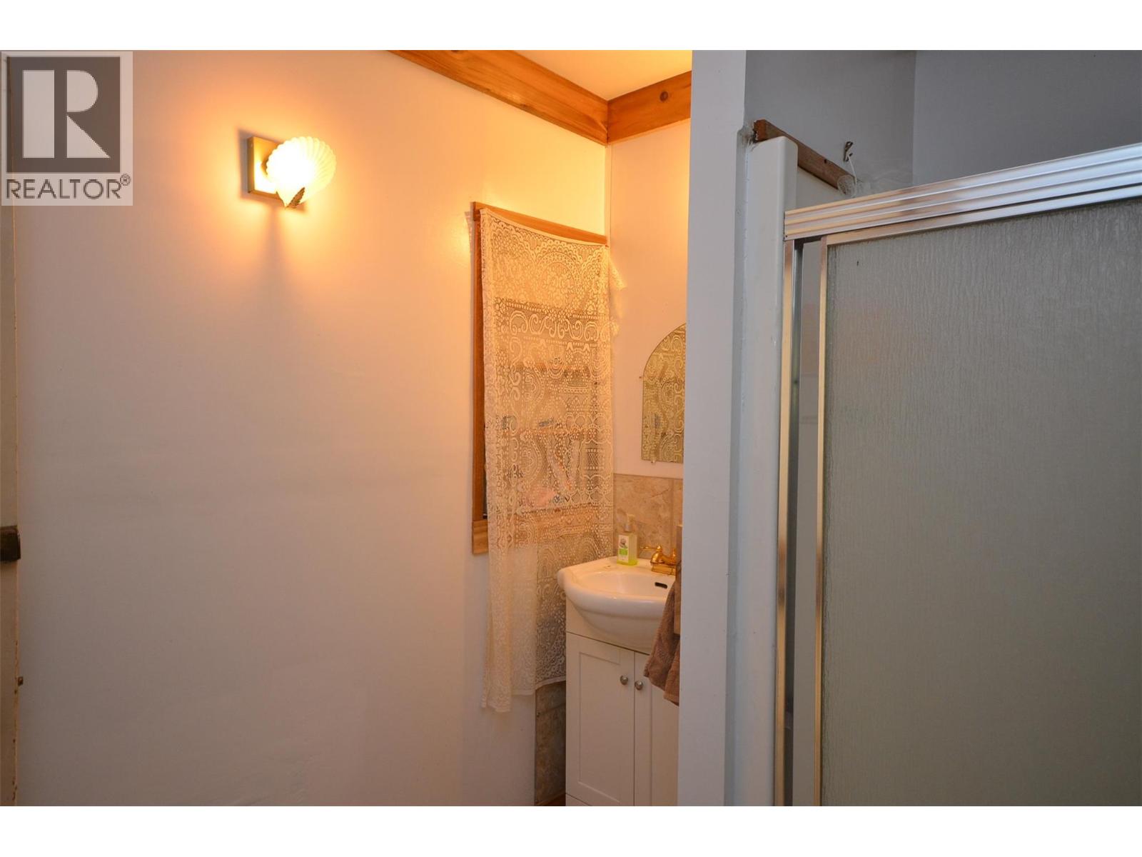 1538 Creighton Valley Road, Lumby, British Columbia  V0E 2G1 - Photo 73 - 10383878