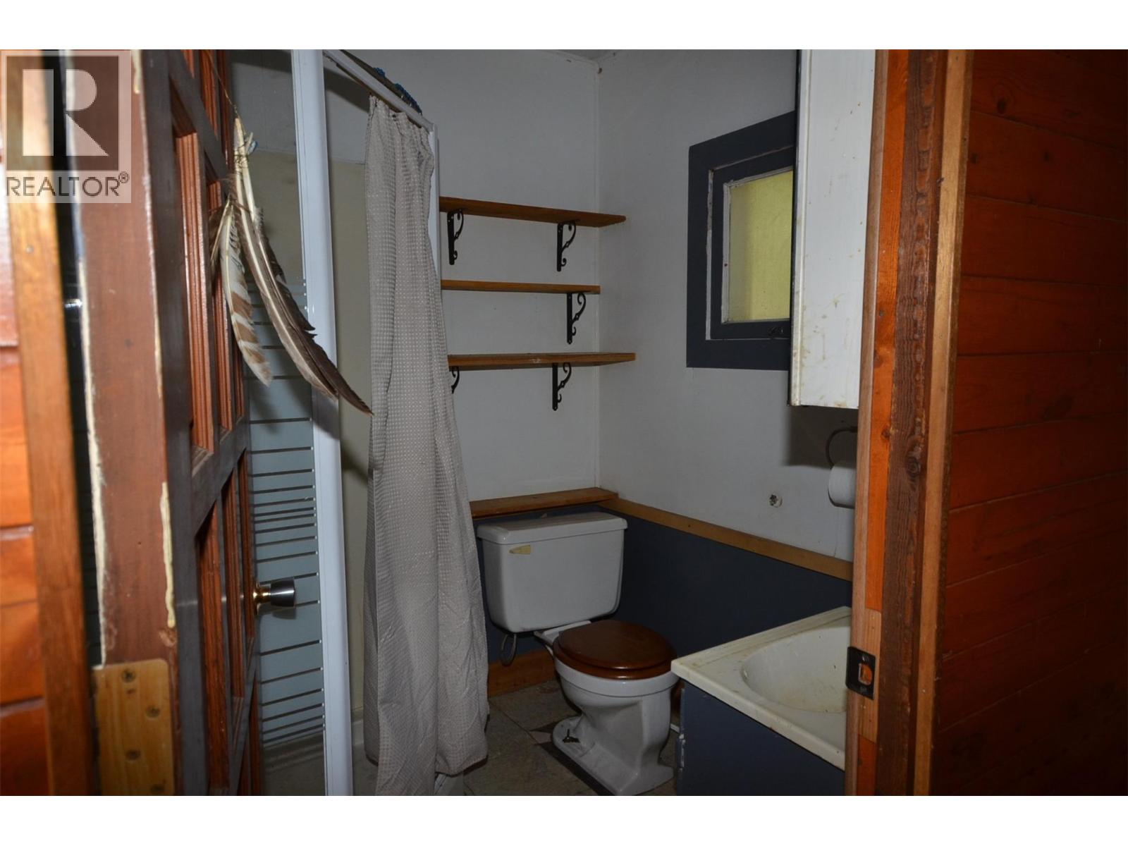 1538 Creighton Valley Road, Lumby, British Columbia  V0E 2G1 - Photo 9 - 10383878