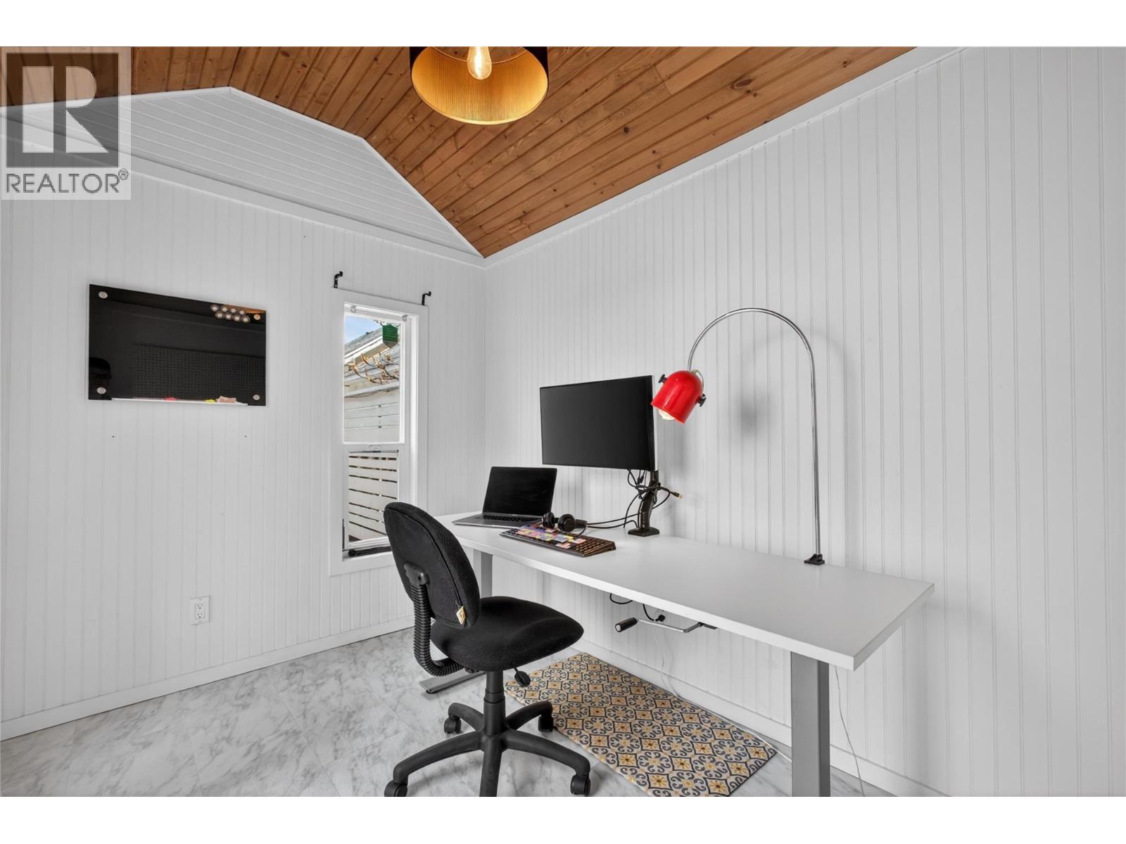 955 Coronation Avenue, Kelowna, British Columbia  V1Y 7A6 - Photo 32 - 10381385