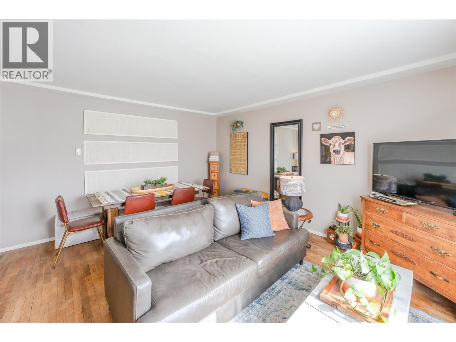 797 Forestbrook Drive, Penticton, British Columbia  V2A 2E6 - Photo 10 - 10383998