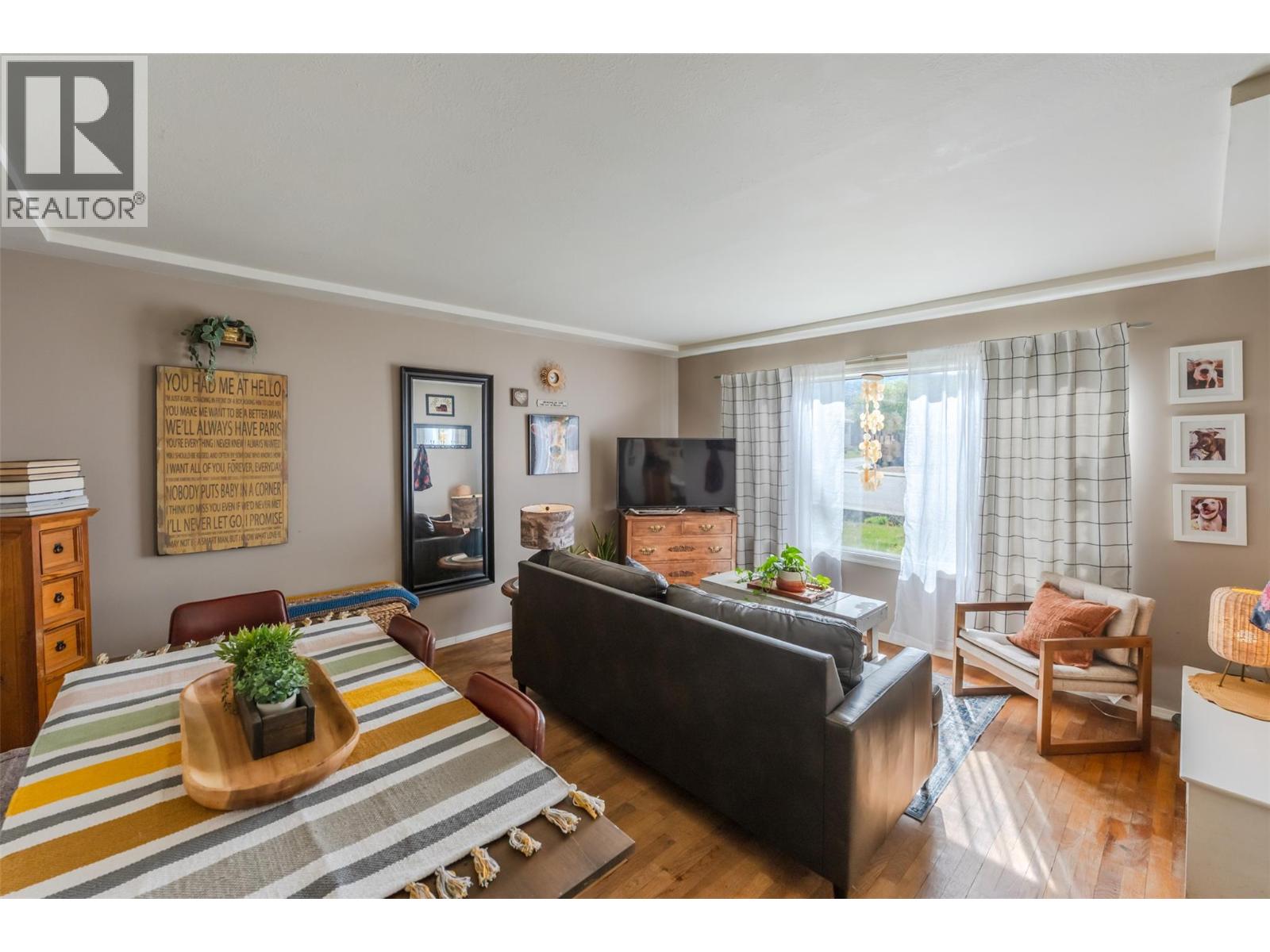 797 Forestbrook Drive, Penticton, British Columbia  V2A 2E6 - Photo 4 - 10383998